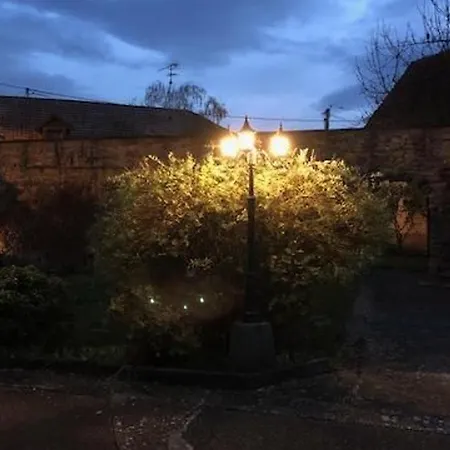 Confortable 2 Pers, Parking, Terrasse Privative - - Fr-1-744-52 Country house *